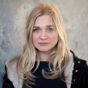 SOLENNE MIDENA